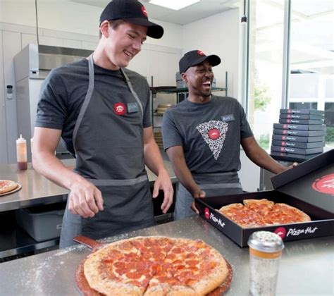Pizza Huts mission statement is to take pride in making the perfect pizza, provide courteous and helpful service at all times and strive to have every customer say that they plan to be back. . Jobs pizza hut